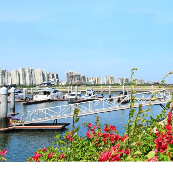 Floating Dock pontoon Aluminum Alloy 6061-T6 Marine Aluminum Gangways For Durable Marina Solutions