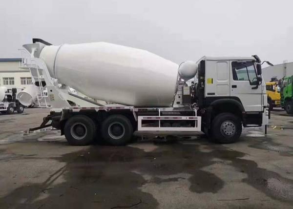 Ciment concret de mélangeur du camion 8cbm 6X4 de mélangeur concret de Sinotruk HOWO