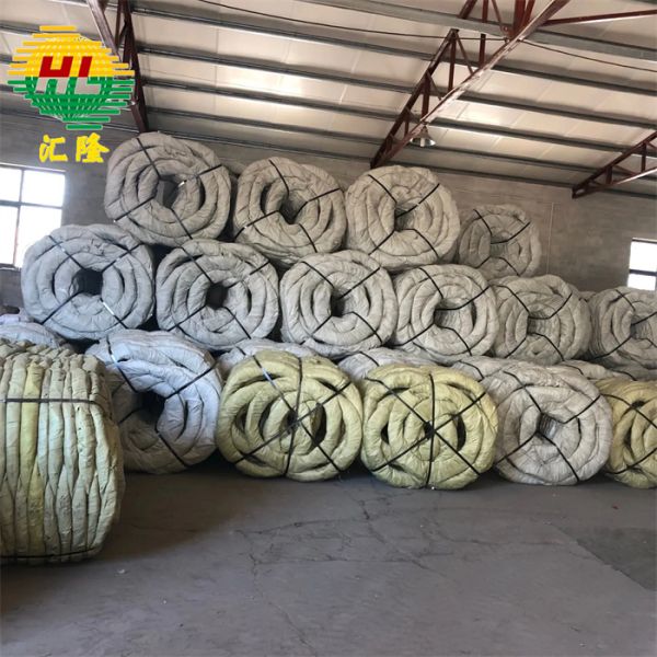 Pvc покрыл колючую проволоку безопасностью проволочной изгороди бритвы лезвия 2.8mm сетки диаманта