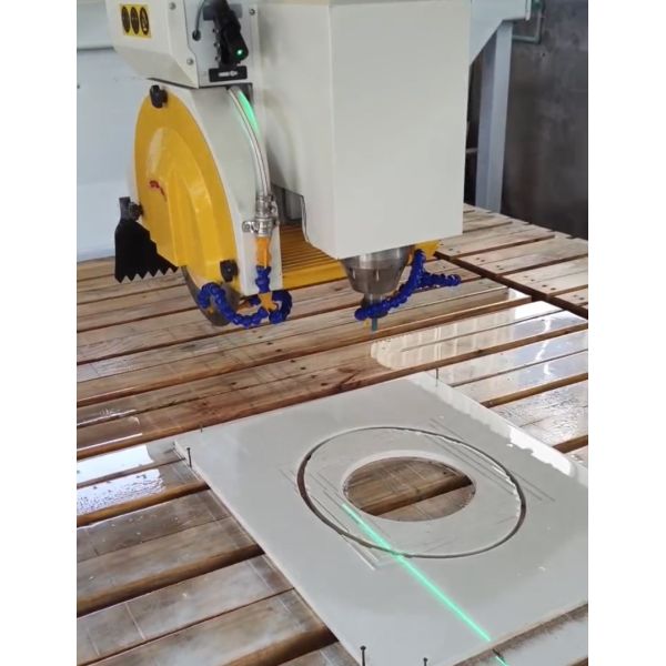 ZEUS 4+2 4 Axis Bridge Cutting Machine Marble Granite HD Camera CNC Stone Cutter Saw Gear Pump Engine Customizable 220V/380V