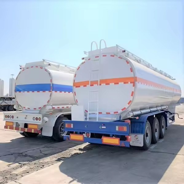 Semi-Trailer 3 Axles Fuel Oil Tanker Trailer for Sales in Zambia 40000L 42000L 45000L