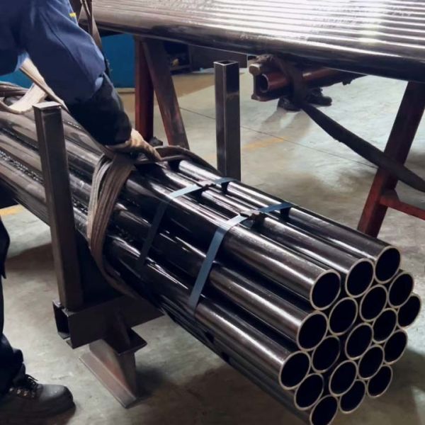 Outer Diameter 90MM Gr 4130 Oil Well Drill Pipe Seamless Steel Pipe for Casing Tubing