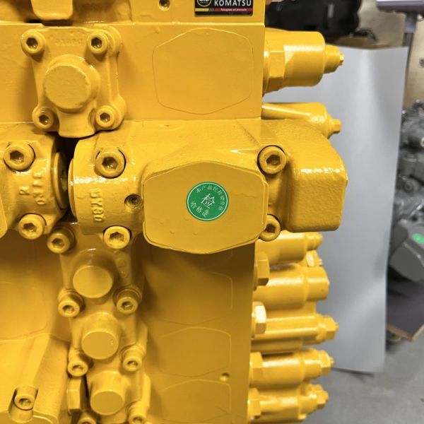 723-47-26103 Válvula de control Fittings de Komatsu PC300 PC350 PC360 Tokugawa Remanufacturing Hidráulico GID