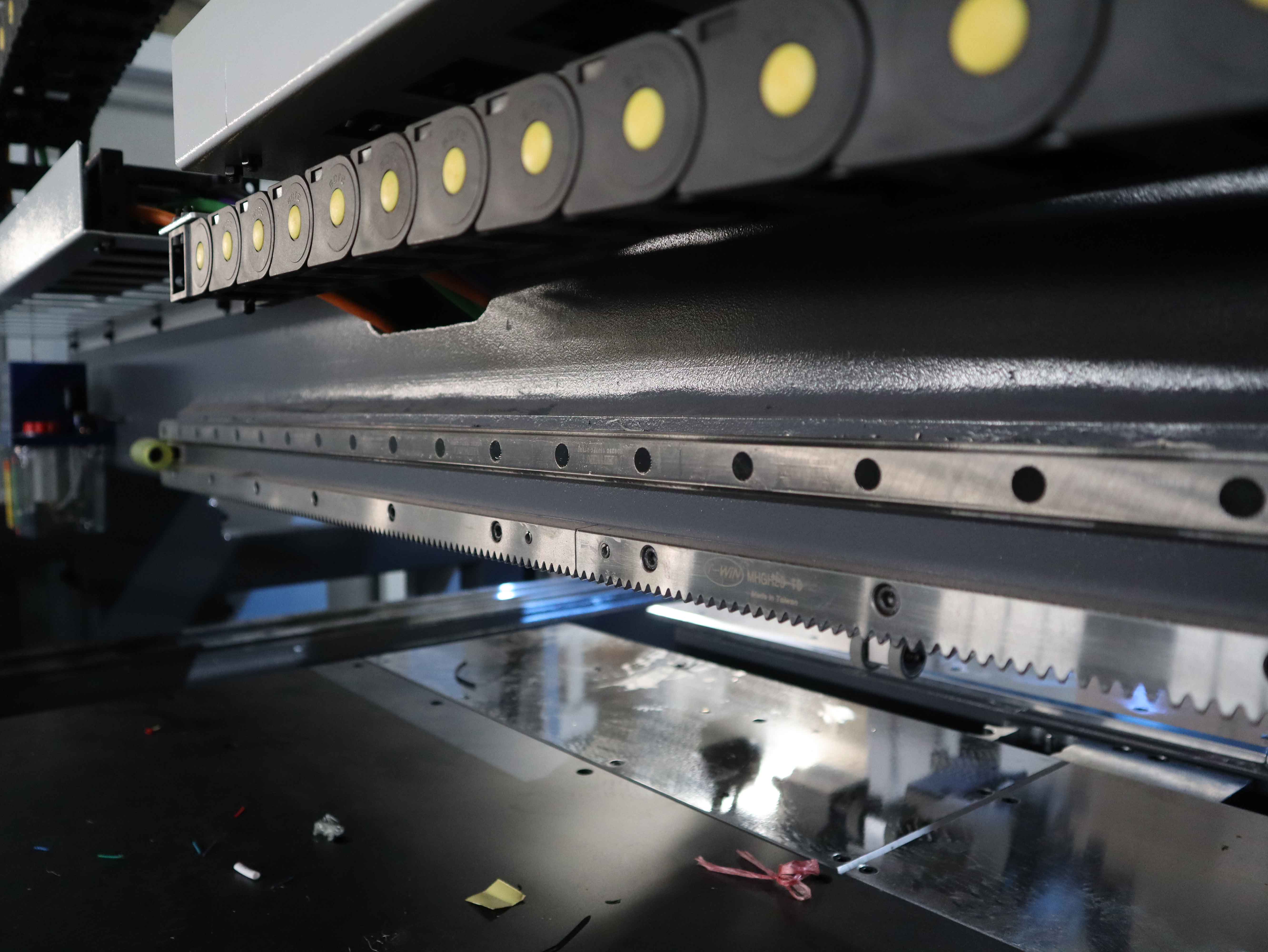 Искусственная машина расточкой CNC доски для деревянной мебели панели шкафа отверстия