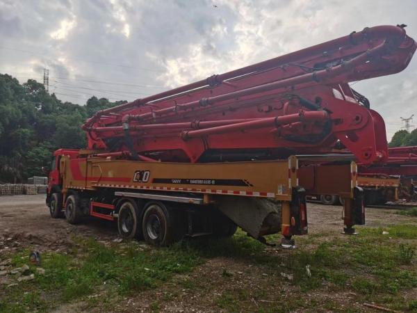 Altura de alimentación 1400 mm En perfecto estado original Volvo Chasis SY 62m Bomba de hormigón
