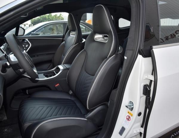 Tipo de carroceria fechado Hongmeng 116 graus versão de tração traseira Carro elétrico 2023 Avatar 11