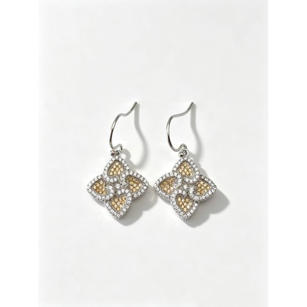 2026 Summer Silver Earrings Sterling CZ Pointy Lucky Four-Leaf Clover Colorful Apple Green +White CZ Suitable for Casual and Formal Events Dangle Earring Hook, Fashion Sterling Silver Earrings