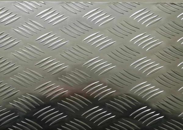 O aço solar Chequered o revestimento de zinco de prata Eco da cor 40g-275g do metal da placa amigável