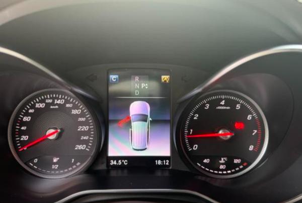 SUV de tracción a cuatro ruedas Benz Glc 260 de gasolina usado