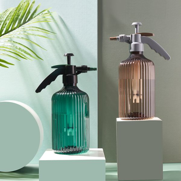 19.5*31.5cm 2.0L PET Resin Hand Pressure Garden Pump Sprayer