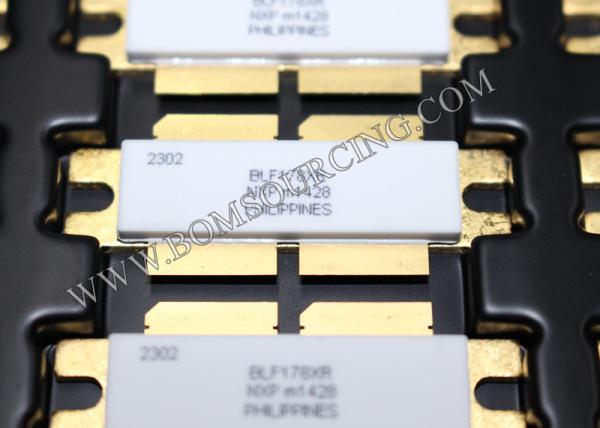 BLF178XR 28dB Mosfet Power Transistor 50V 40mA 108MHz Frequency