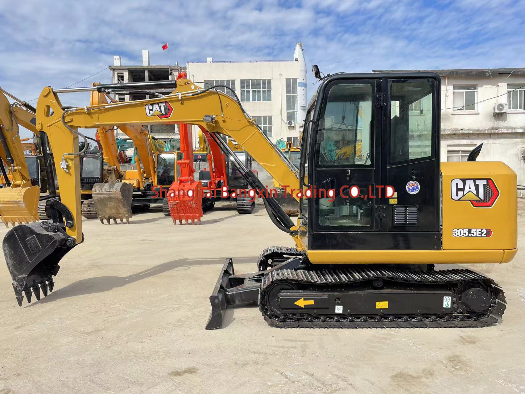 Made in CAT 305.5 Mini Excavator with 7 Days Delivery