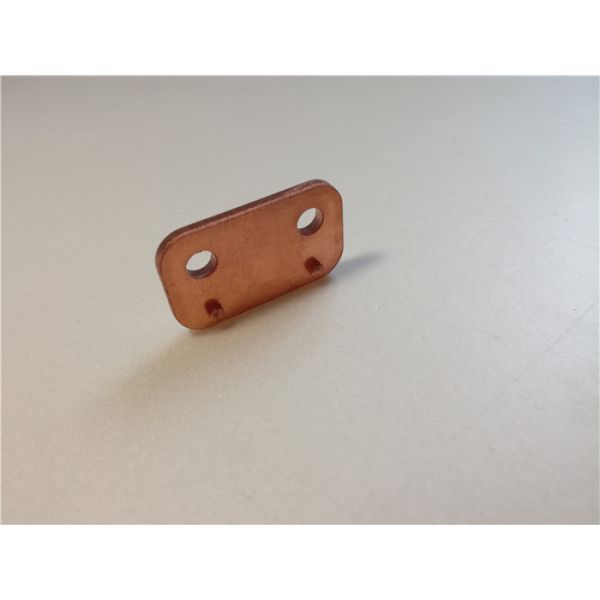 Чистая медь маркирует металл штемпелюя части, плашки металлического листа пробела прогрессивные