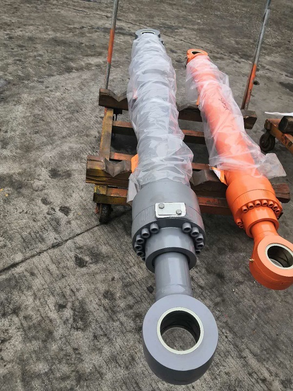 XCMG XE370  boom  arm  bucket  hydraulic cylinder