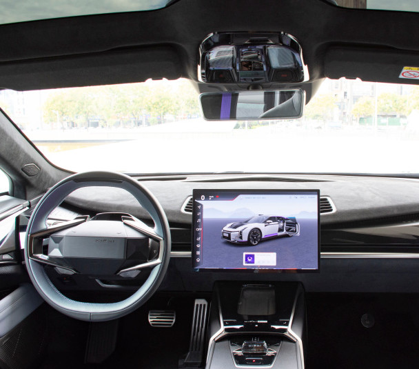 Hiphi z 2023 средство версии 5 seater чистое электрическое и большая дверь 5 автомобиля 4 seatsSedan