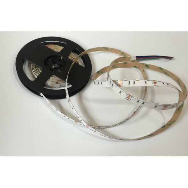 DC12V 040 SMD Rgb Led Strip Lights Outdoor Led Strip Lights Waterproof With 90 Degree Beam Angle
