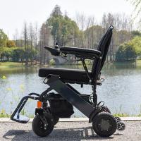 Fauteuil roulant motorisé électrique d'Alu de batterie au lithium charge de 100 kilogrammes