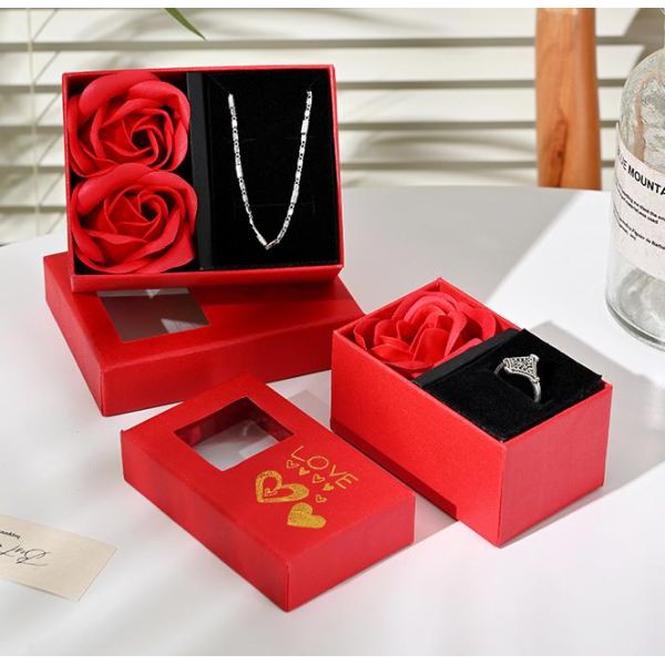 Boîte cadeau de bijoux romantique de la Saint-Valentin avec Rose Top pour la bague pendentif ou bracelet