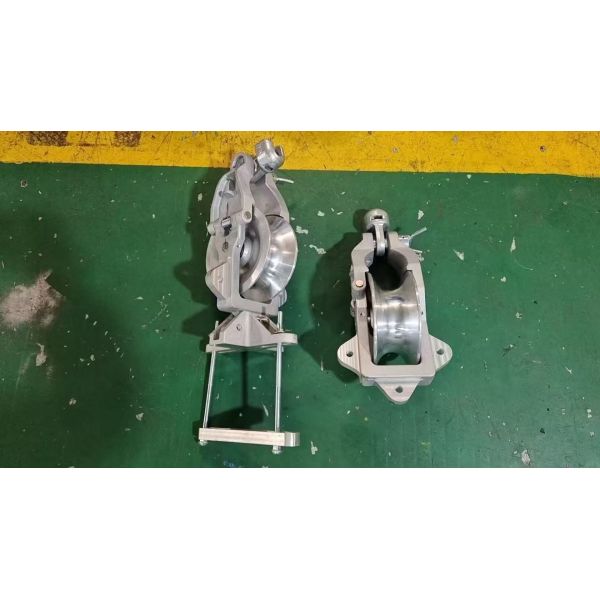 Φ178×76 Crossarm Mounted Stringing Block with 10KN Rated Load for Transmission Line Cable Installation Pulley