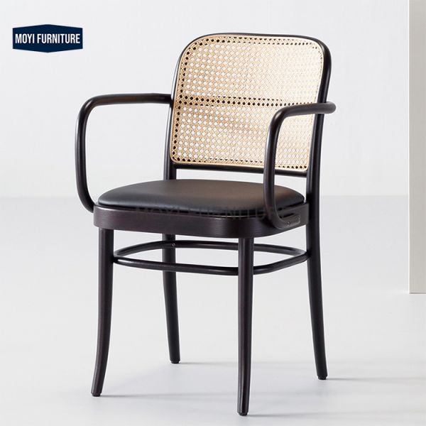 Wholesale High Quality Wood Bar Stool for Restaurant Kitchen Solid Wood Dining Room Chair