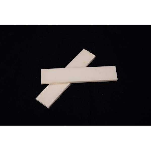 Механическая прочность Алюминиевая керамическая плитка Изоляционная доска керамическая подложка