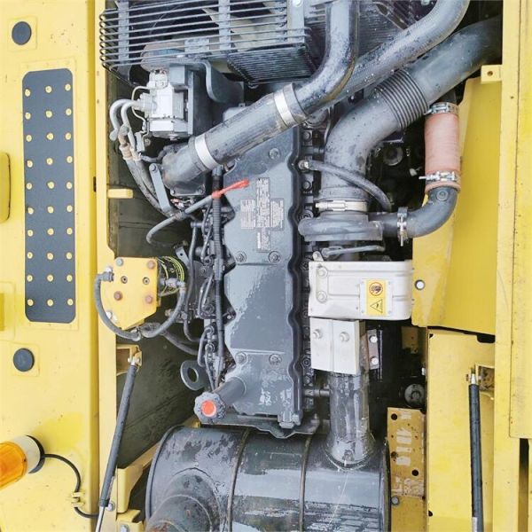 Использованный экскаватор Komatsu PC200 Оригинальный гидравлический насос PC200-6/7/8