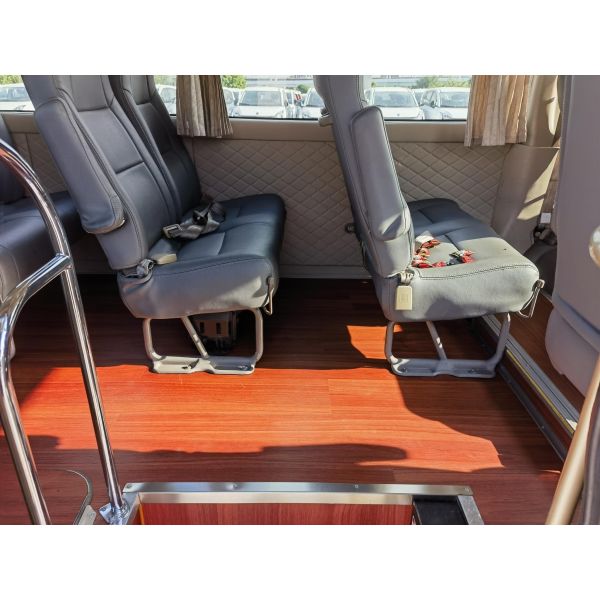 Тойота использовал используемую Японией шестерню автобуса каботажного судна ручную 2010 год роскошных с 20 местами