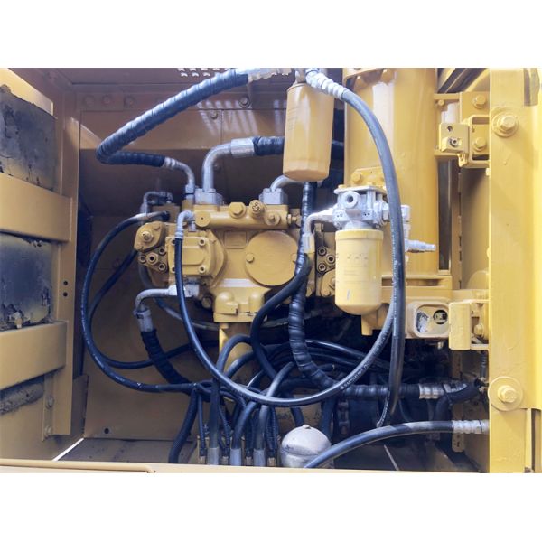 Original Hydraulic Cylinder and Pump Used CAT 325 Excavator for Construction