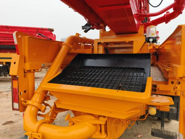 56M Putzmeister Concrete Pump Truck Redefining Construction Efficiency with Hydraulic Machining Process