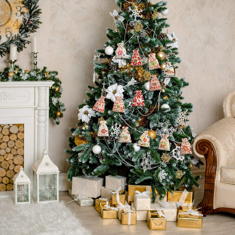 Напечатанные на веревке мешки из лопатки для рождественского подарка и конфеты 13 см*18 см Как на картинке