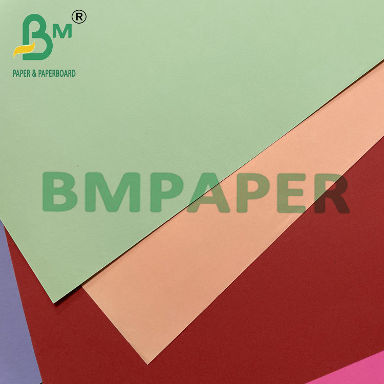 бумага текста скрепления белизны 60# 70# 80# 100#LB Uncoated Woodfree для сочинительства офсетной печати и книги в 50gsm к 300gsm