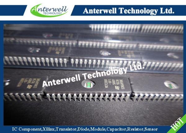 2 Mbit 256Kb x 8 UV EPROM and OTP EPROM Integrated Circuit Chip M27C2001-10F1