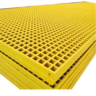 Revestimento plástico resistente à corrosão de Mesh High Strength Fiberglass Deck da passagem