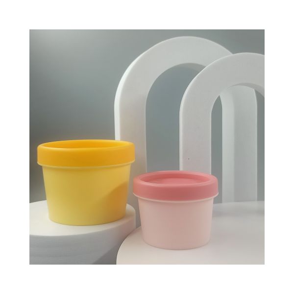 Yuyao Yuhui Collar de plástico de productos básicos crema para el cuidado de la piel 50g 100g frascos de PP para los compradores