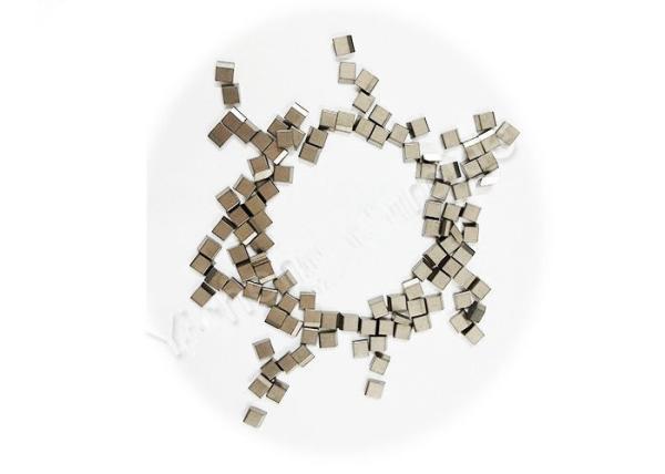 Alloy Metal Tungsten Carbide Saw Tips Welding On Saw Blades For Wood Cutting