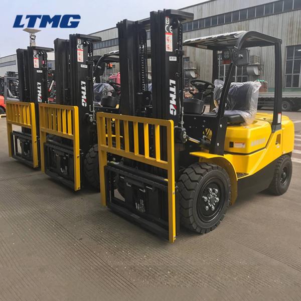 Side Shifter Counterbalance Forklift Truck  Eco - Friendly With Two 3m Stage Mast