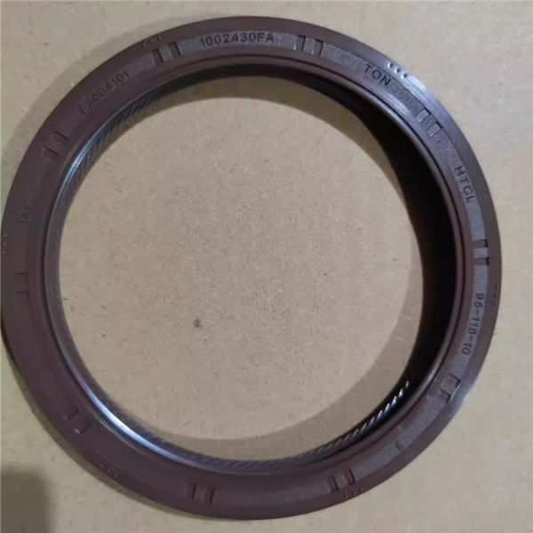 JAC HFC4DA1 Steel Crankshaft Oil Seal Steel Material Reference NO. 1002420FA/1002430FA