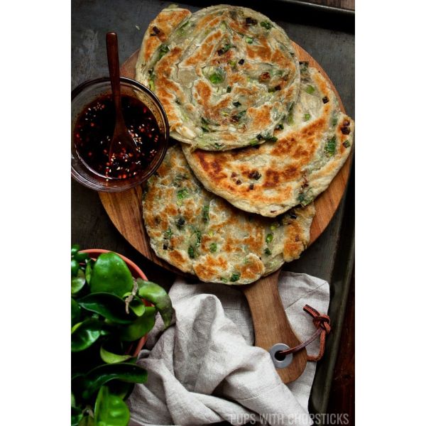 Коммерчески Lachha Paratha Roti Canai делая машиной китайский завтрак блинчик зеленого лука