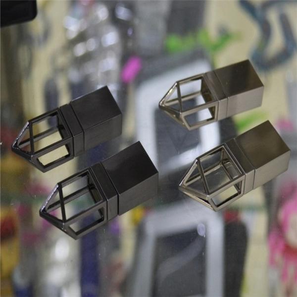 Customized Logo Geometric Shapes Coated Modern Metal Pendrive 2.0 16Gb