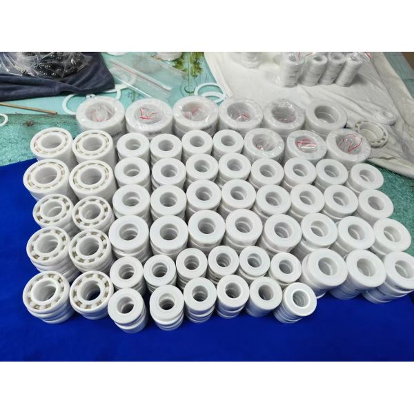 6205 Full Zirconia Ceramic Ball Bearing with P6/P5 Grade Precision PTFE Cage and Seals HIP Sintering ZrO2
