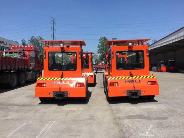 XDEM 35KN Tractor For QYCD35-WXH HELI Tow Tractor For Aircraft Towing