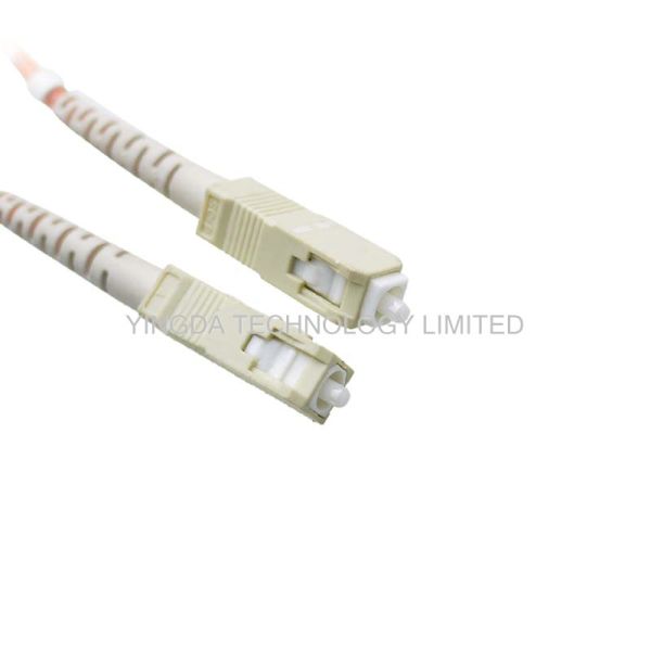 SC гибкого провода оптического волокна LSZH - SC с симплексным бежевым расквартировывая Орандж/кабелем волокна Corning