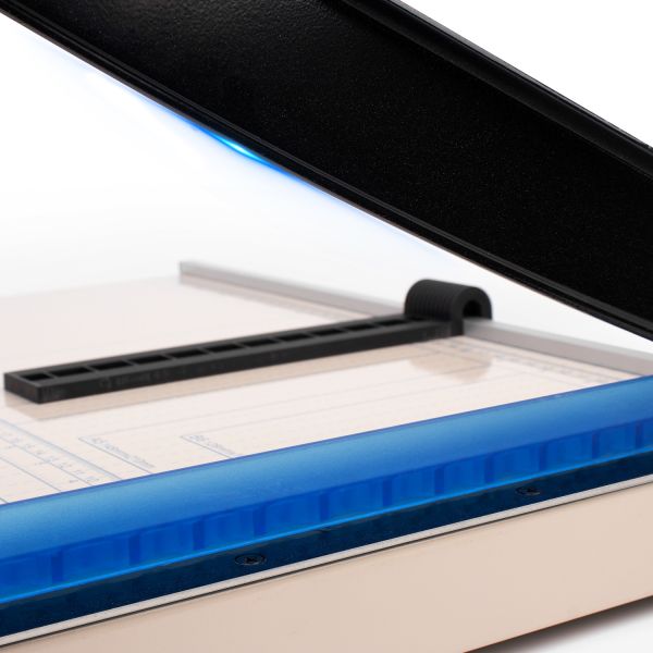 Beautiful Metal Plastic A3 Manual Desktop Paper Cutter with Heavy Duty Guillotine