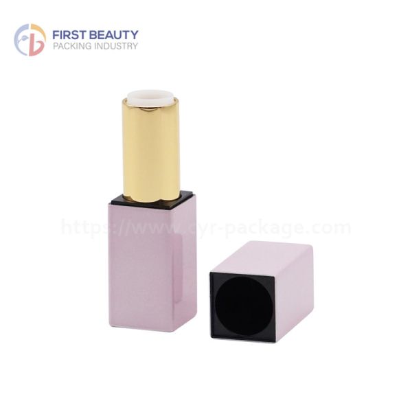 Магнитная губная трубка с вместимостью 3,8 грамма