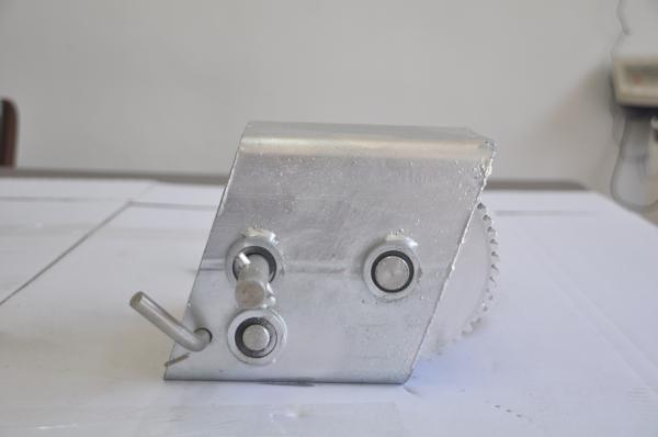 Hand Winches 1000lbs To 5000lbs Trailer Accessories Custom Made