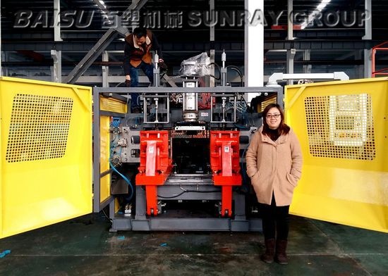 Electric Plastic Blow Molding Machine , Plastic Jar Making Machine SIEMENS Motor Driven SRB70D-1
