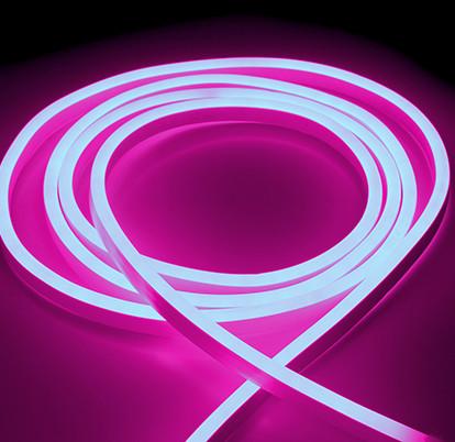De hoge kwaliteit van de 110V/220V neon tubes 50 of 100 meter / volume van de verpakking