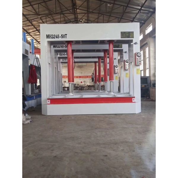 Machine de pressage à froid à porte en bois à faisceau hydraulique automatique