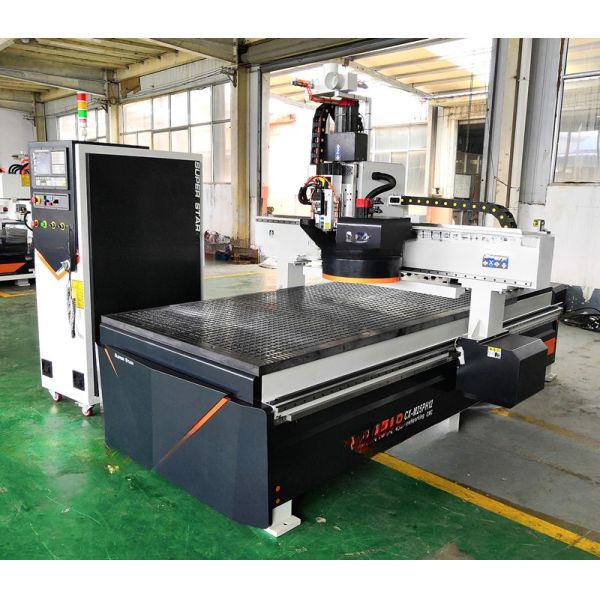 Routeur de machine CNC pour le travail du bois avec moteur à fuseau à grande vitesse 24000 tr/min