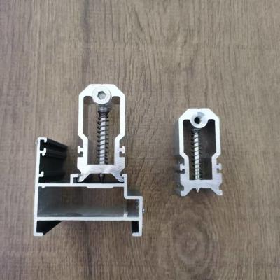 Junta de esquina de janela de hardware de alumínio para perfis de alumínio 80 Série de janelas deslizantes